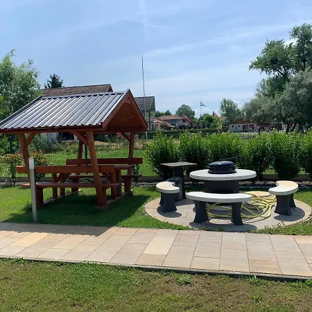 - Golden Bridge Διαμέρισμα