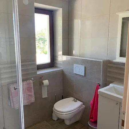 アパート - Golden Bridge *